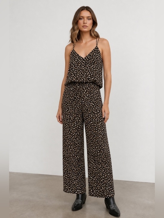 dee elly Pants - Women's Black and Brown Sleepwear Set